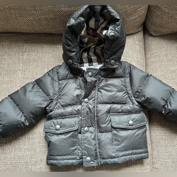 Burberry Kids puffer - Size 9M - Picture 1 of 4